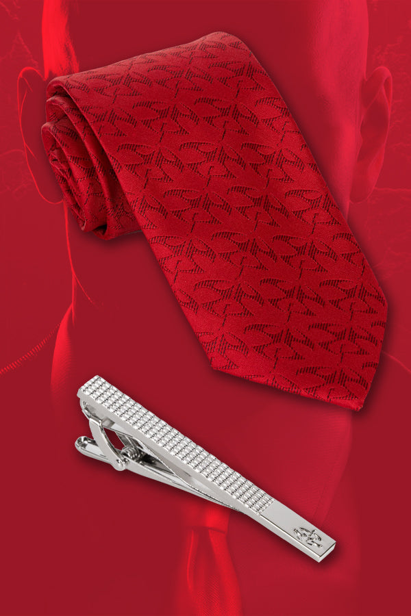 Absolutely love this tie pin detail : r/HiTMAN