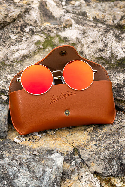 Tomb Raider Lara Croft's Classic Raider Specs