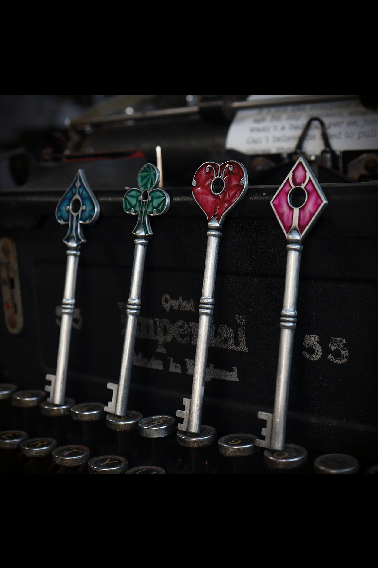 Resident Evil 2 - Set of Card Suit Keys by Fanattik