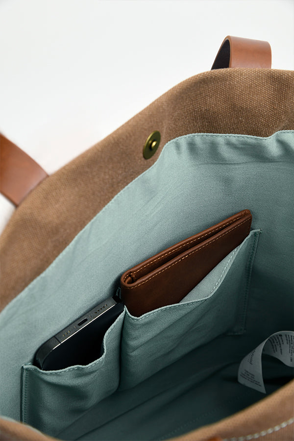 Tomb Raider Adventure Tote Bag